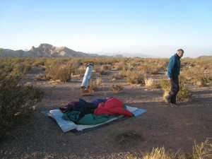 Las bolsas de dormir son el elemento ideal para pasar la noche bajo las estrellas.Segun el lugar de observacion puede llegar a ser necesario que sean para muy bajas temperaturas.